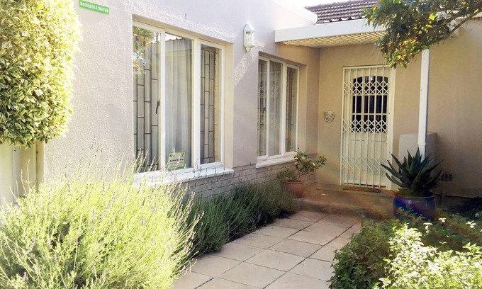 Plumstead House | Charming 2 Bedroom Cottage