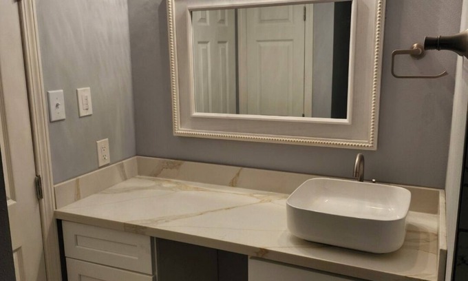LaPlace Condo | Charming 2-bedroom condo in LaPlace with WiFi and AC