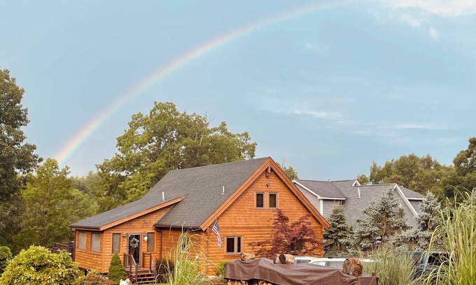 Athens Cottage | Charming 2-bedroom cottage in pleasant Athens with WiFi, AC