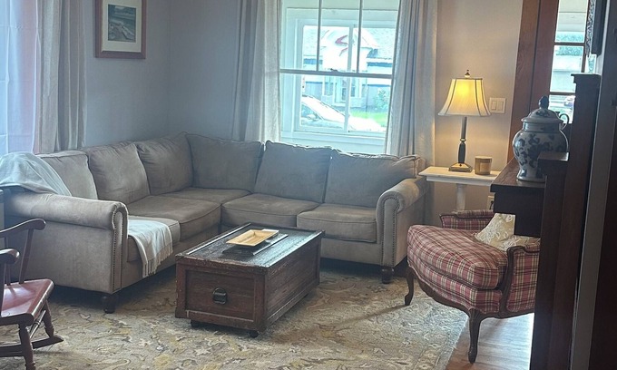 Skowhegan House | Charming 2-bedroom house with AC, WiFi in enchanting Skowhegan