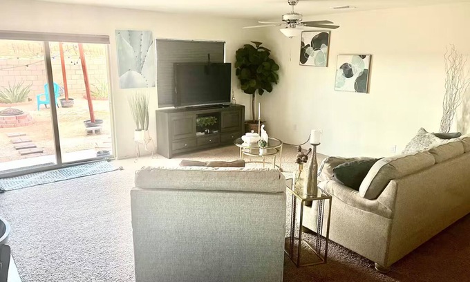 Tucson House | Charming 2-bedroom house in delightful Tucson near Casino del Sol.