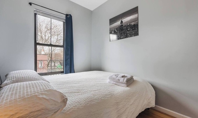 Clinton Hill House | Charming 2-bedroom in Brooklyn