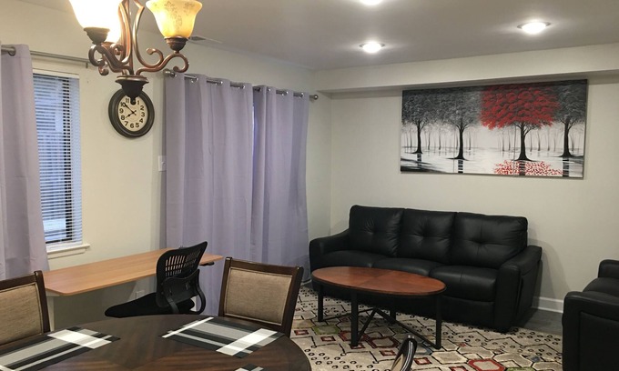 Goddard House | Charming 2-bedroom townhome in marvelous Greenbelt with WiFi, AC