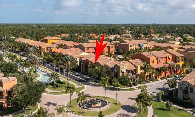 Ole House | Charming 2-bedroom townhome in Ole' at Lely Resort!