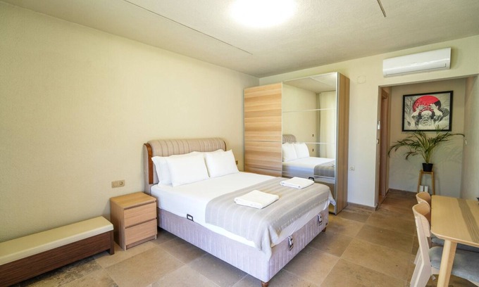 Hisaronu Villa | Charming 2-bedroom villa in serene Hisarönü Marmaris with AC