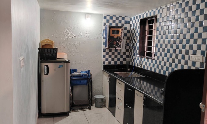 Sanand Villa | Charming 2-Bedroom Villa with Huge Garden