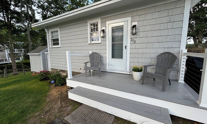 East Falmouth Cottage | Charming 2-bedroom waterfront cottage/Falmouth with SPECTACULAR views AC, WiFi