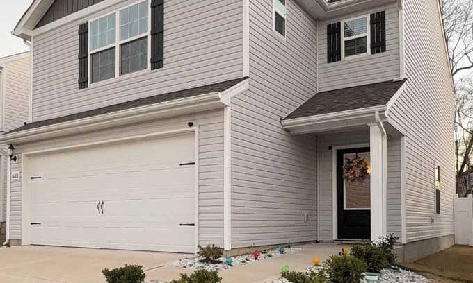Paw Creek House | Charming 3-bedroom house in Charlotte with WiFi and AC