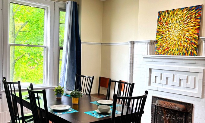 Troy House | Charming 3-bedroom house in Troy, near RPI, Albany, & Saratoga