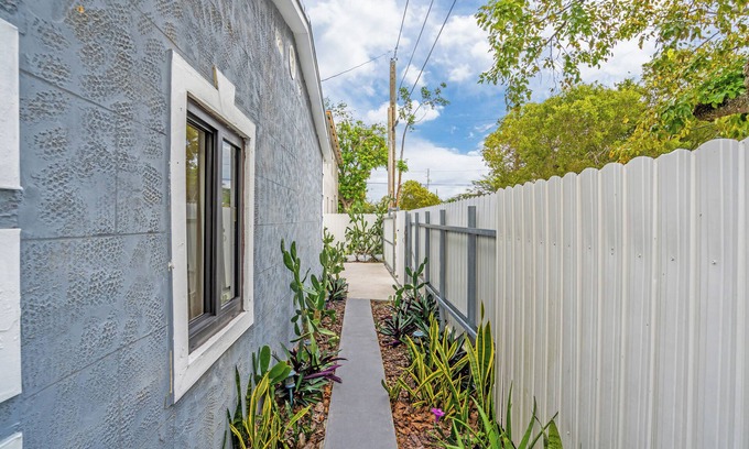 Liberty City House | Charming 3-bedroom house close to Wynwood and Beaches.