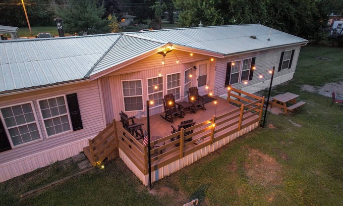 Buckeye Lake House | Charming 3-bedroom house in beautiful Buckeye Lake with Boat Dock available