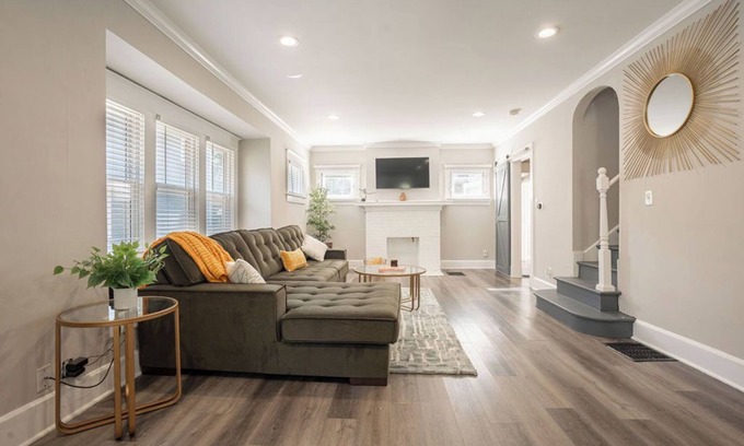 Near Northside House | Charming 3-Bedroom Retreat in the Heart of Indianapolis