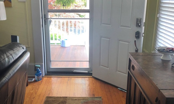 Neptune City House | Charming 3-bedroom house 1 miles from the beach in Neptune City.