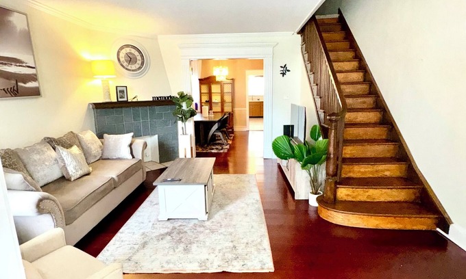 Wynnefield House | Charming 3-bedroom house with AC and WiFi in delightful Philadelphia