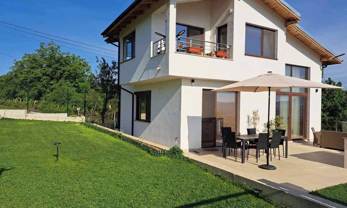Dalgopo Villa | Charming 3-bedroom villa with large veranda stunning Kardzhali city view