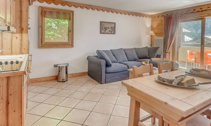 Champagny-en-Vanoise Apartment | Charming 3-Room Apartment for 6 in Champagny-en-Vanoise with Pool & Spa Access