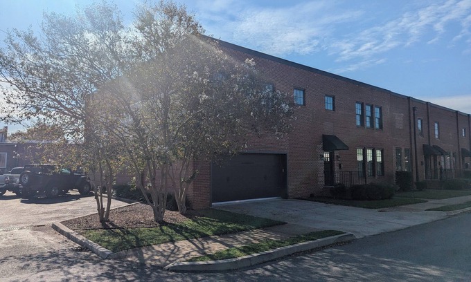 West Point House | Charming 4-bedroom townhome in fabulous West Point. Great for Corporate Stays