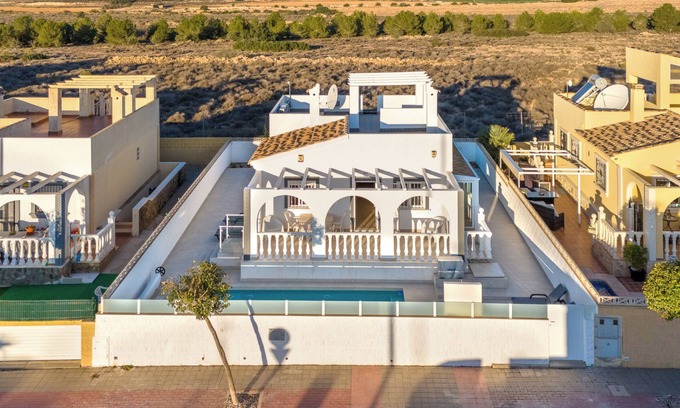 Jeronimo y Avileses y Balsicas de Arriba Villa | Charming 4 Bedroom Villa La Vita e Bella in lovely Sunny Murcia Region.