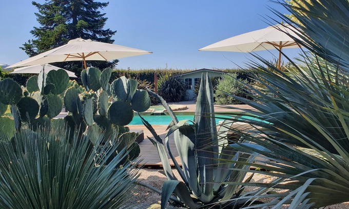 Les Mees Apartment | Charming 4-star gîte in a 1785 bastide in Haute Provence