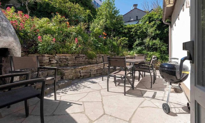 Innerstaden House | Charming 5-Bedroom House in Central Visby with Views of St. Hans Ruin