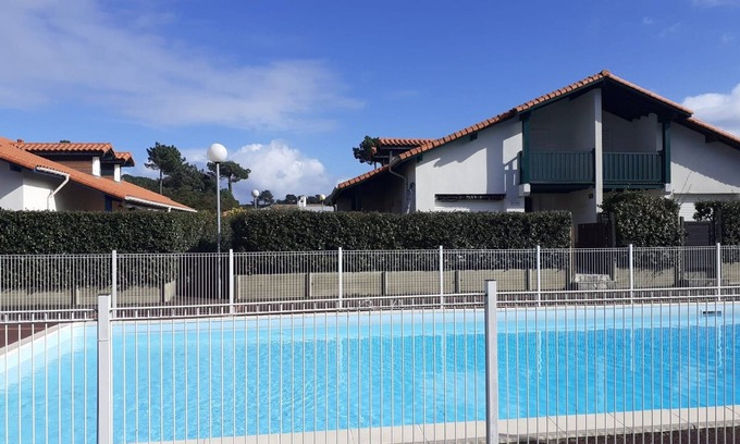 Capbreton House | Charming 6-Person Villa with Pool, 2000m from Beach in Secure Residence