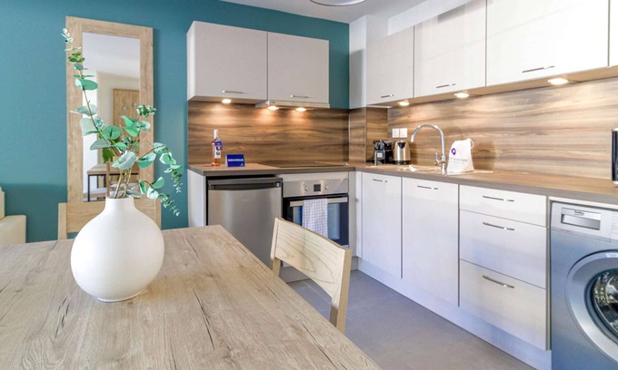 La Faviere Apartment | Charming apartment in La Favière, pets allowed, near beaches