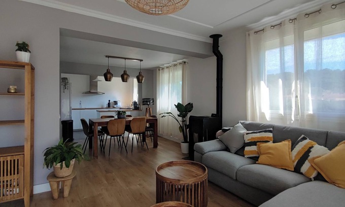 Ensues-la-Redonne Apartment | Charming apartment - Côte Bleue