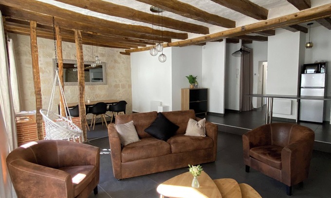 Azay-le-Rideau Apartment | Charming apartment L'écrin du Castel A stone's throw from the Château d'Azay-le-Rideau