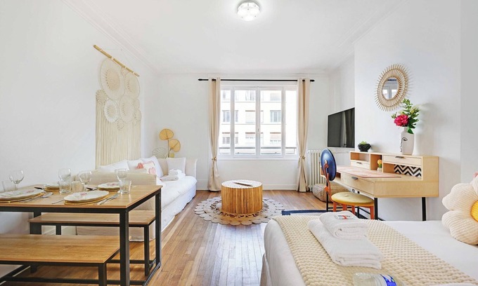 Chaillot Apartment | Charming apartment -4P- Near Arc de Triomphe