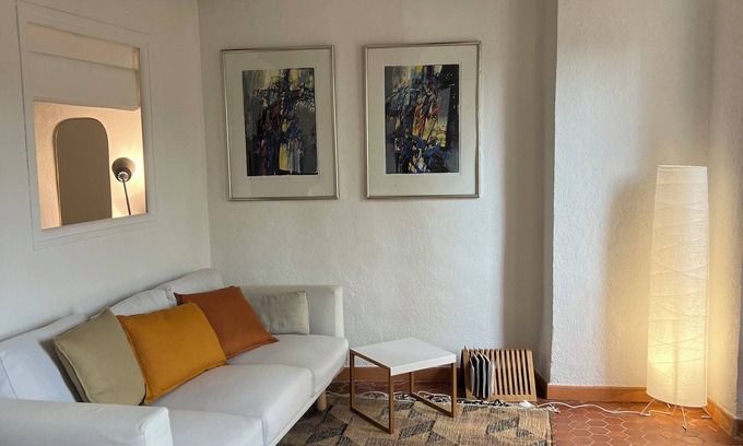 Villecroze Apartment | Charming apartment in the beautiful medieval village of Villecroze