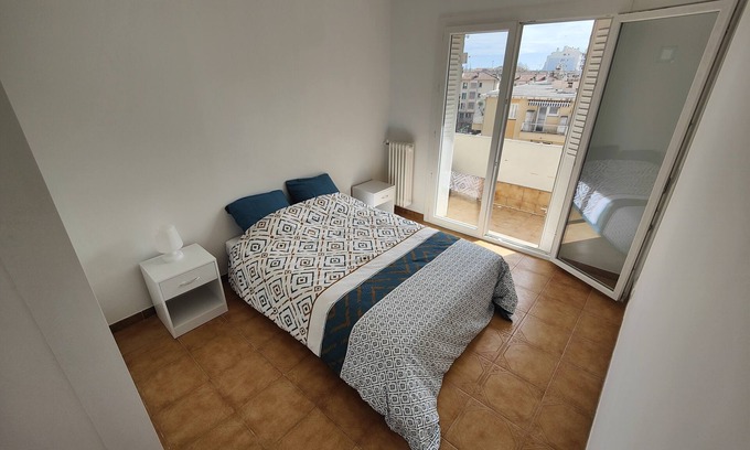 Pasteur Apartment | Charming apartment in the heart of Nice - close to everything!