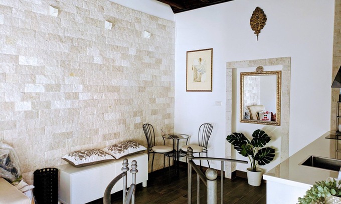 Rione VII Regola Apartment | Charming apartment in Trastevere