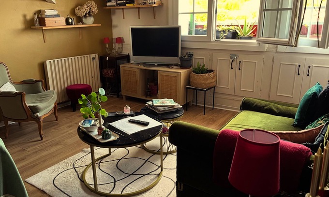 Ciboure Apartment | Charming apartment on the port of Ciboure 3/4.nights