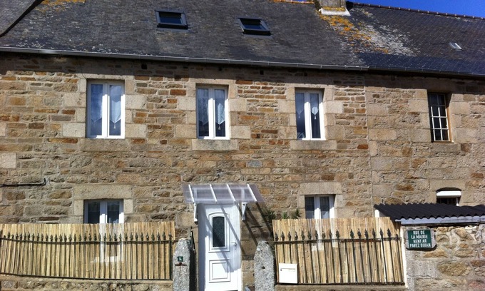 Tonquedec House | CHARMING BRETON HOUSE IN THE VILLAGE OF TONQUEDEC
