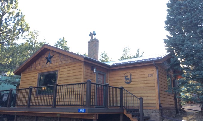 Estes Park Cabin | Charming Cabin In The Pines