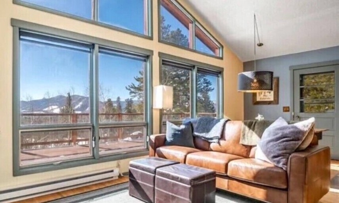 Winter Park Highlands House | Charming Cabin with Mountain Views in Peaceful Location