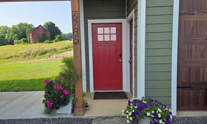 Naples House | Charming Carriage House with Breathtaking Canandaigua Lake Views