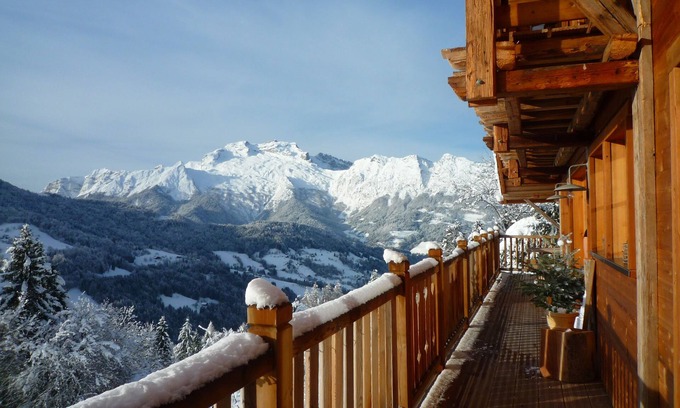 Manigod Ski Chalet | Charming chalet facing south - Sauna Spa - 12 people