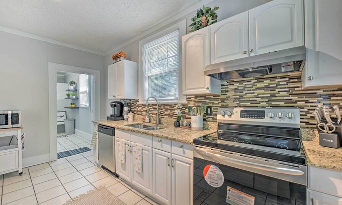 Plaza Midwood House | Charming Charlotte Abode w/Deck & Fire Pit!