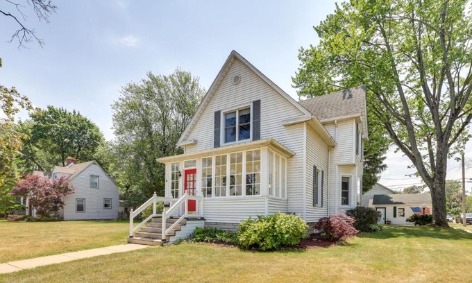 Chesterton House | Charming Chesterton Home with Idyllic Location!