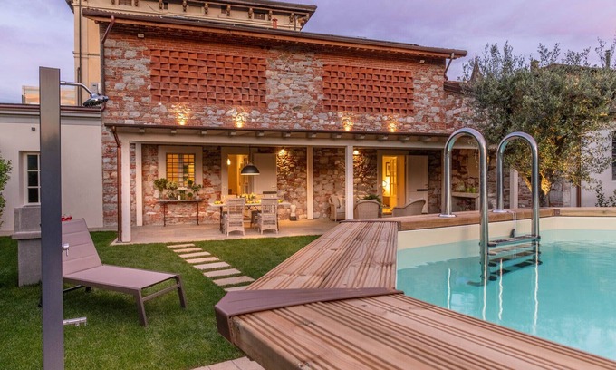 Lucca Historical Center Villa | Charming City-Centre Farmhouse with Private Pool in Lucca