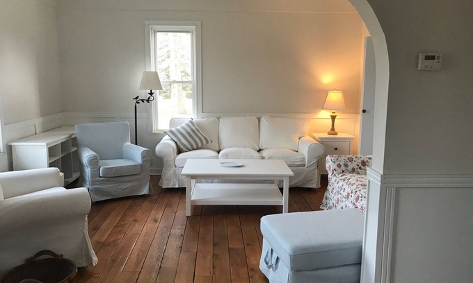 Harbor Beach House | Charming Cottage across the street from the Beach!