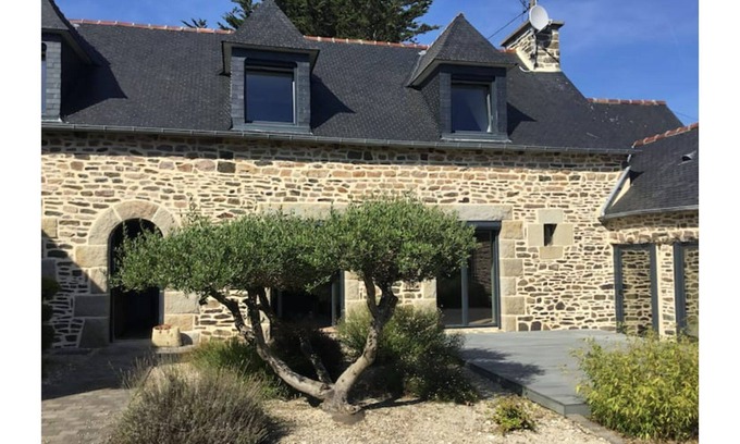 Plouezec House | Charming cottage with jacuzzi