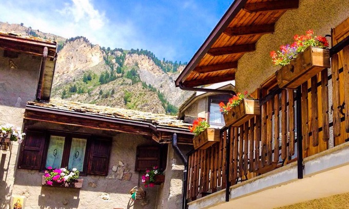 Bardonecchia Apartment | Charming, cozy and bright apartment