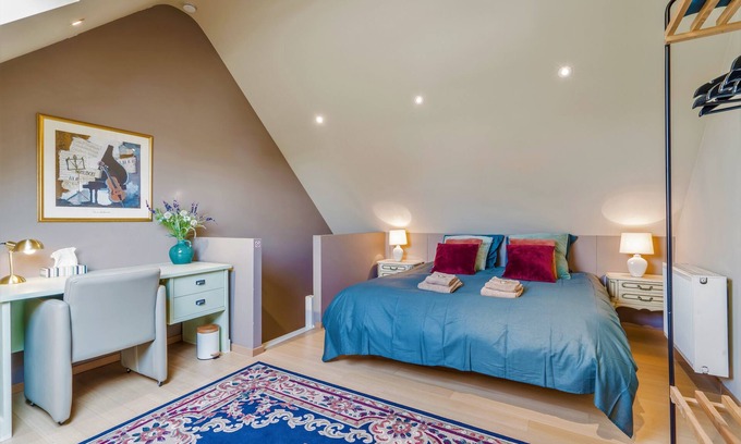Sint-Andries House | Charming & cozy guesthouse with garage