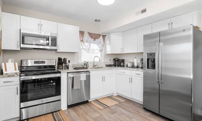 Highland Springs House | Charming & Cozy Retreat: Your Perfect RVA Getaway