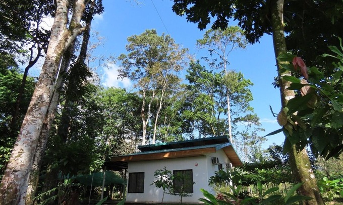 Florencia Villa | Charming 2-bedroom villa in peaceful Provincia de Alajuela with AC, WiFi