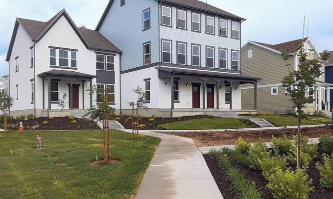 Herriman House | Charming Day Break Retreat