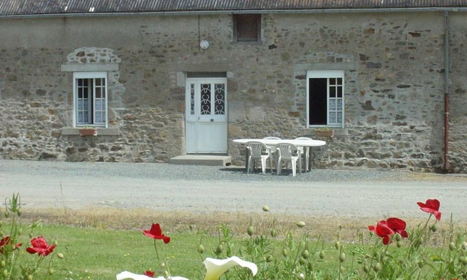 Tourville-sur-Sienne Cottage | Charming Farmhouse: Beach Nearby, Pet-Friendly, WiFi, BBQ, Fishing Pond, Farm Activities