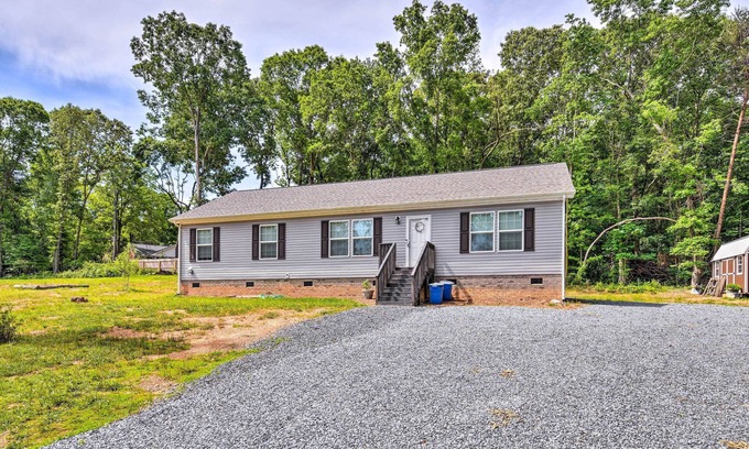 Wingate House | Charming Family-Friendly Wingate Home w/ Pond